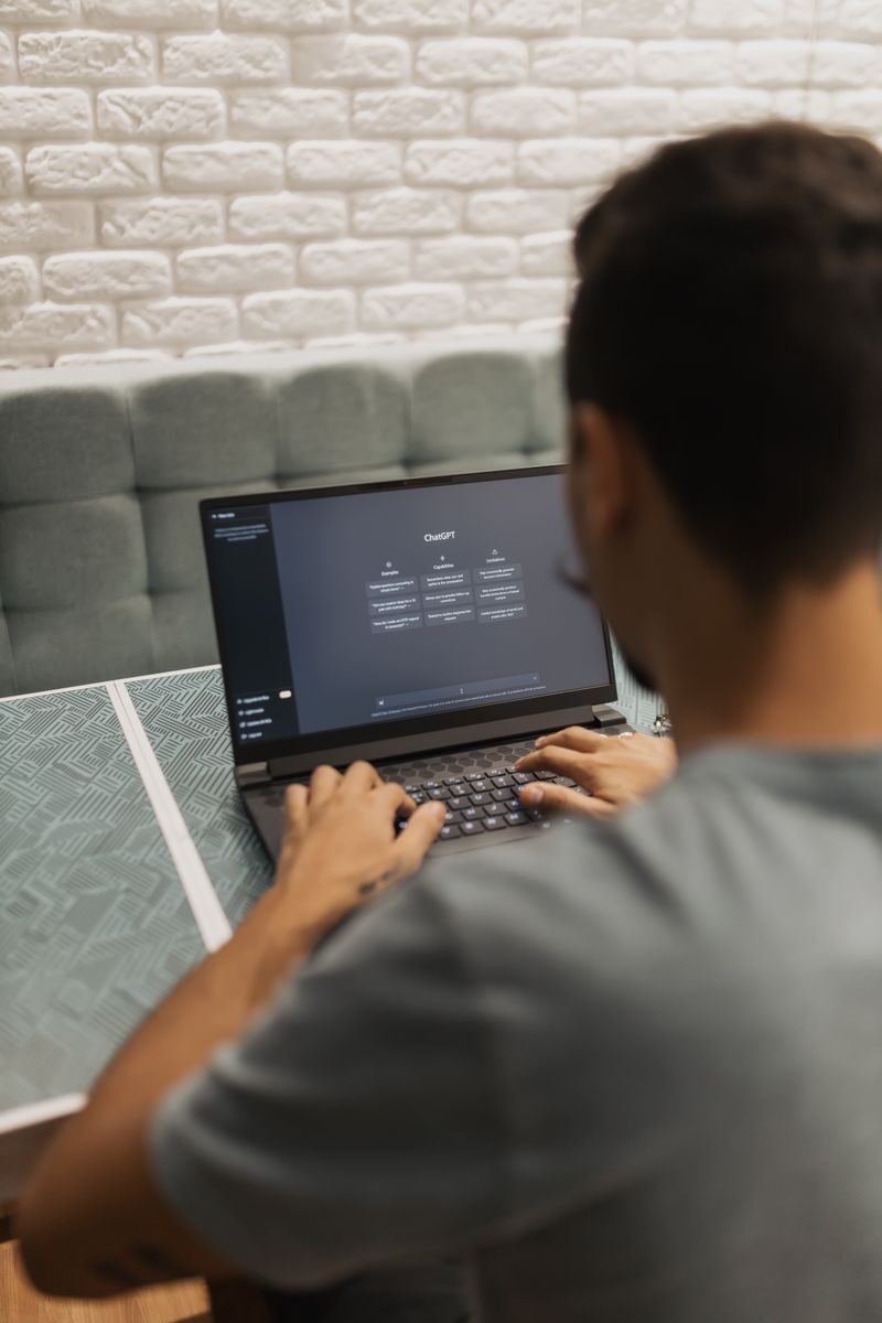 How AI Assistants Are Changing Everyday Work